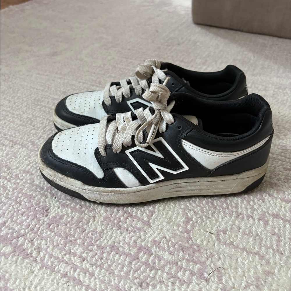 New Balance Retro Sneakers